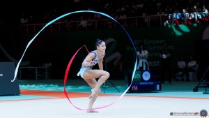 raffaeli sofia ita sfe03894a copia simone ferraro ph